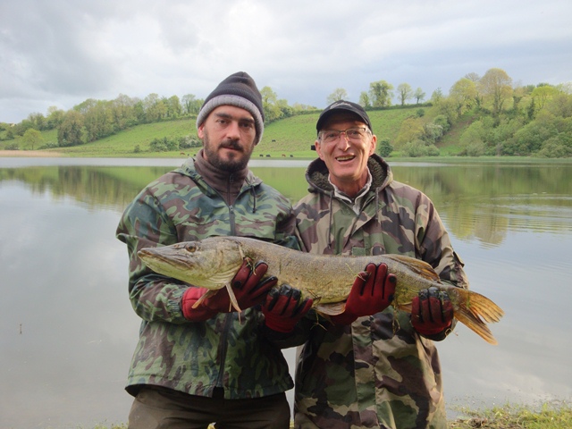 Client avec un poisson
