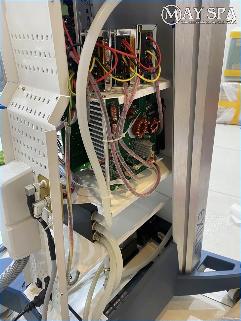 Giá cả dịch vụ sửa chữa thiết bị spa thẩm mỹ