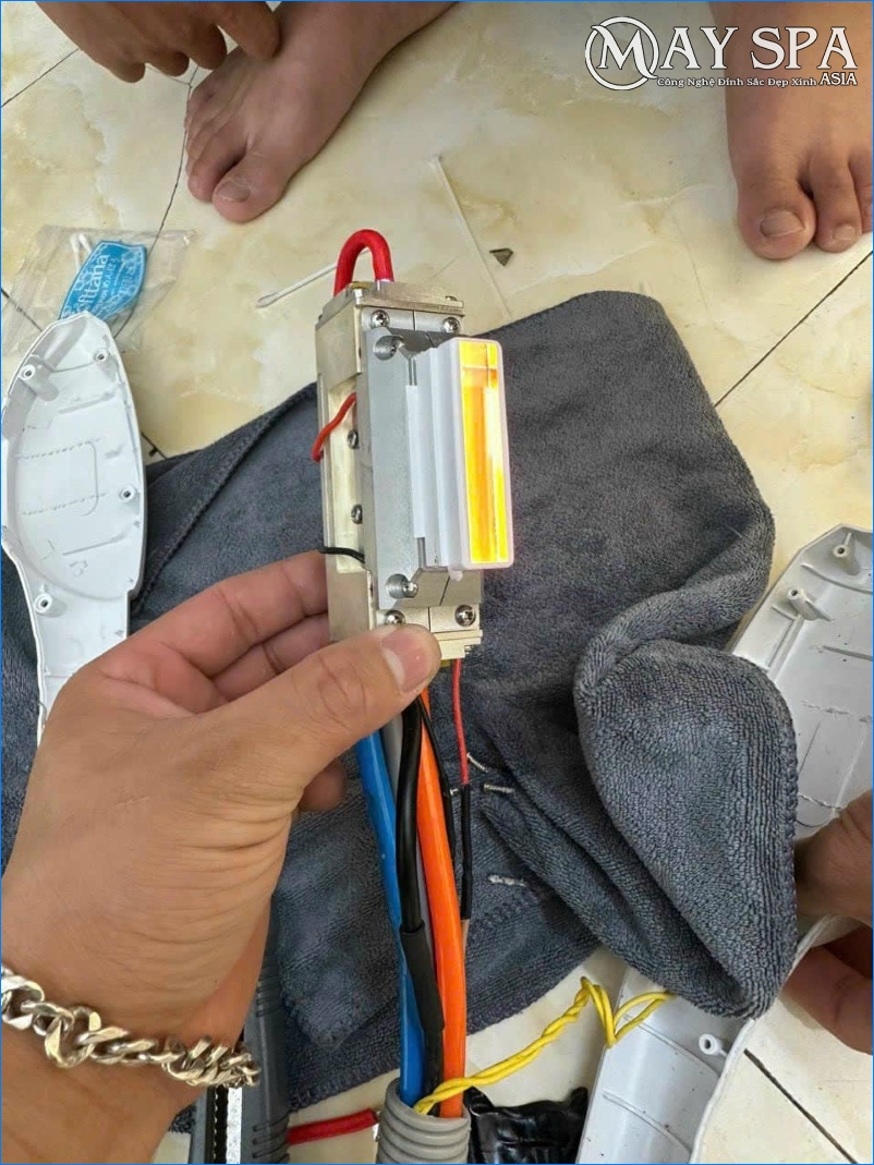 Đặc Điểm Riêng Của Thiết Bị Spa Thẩm Mỹ