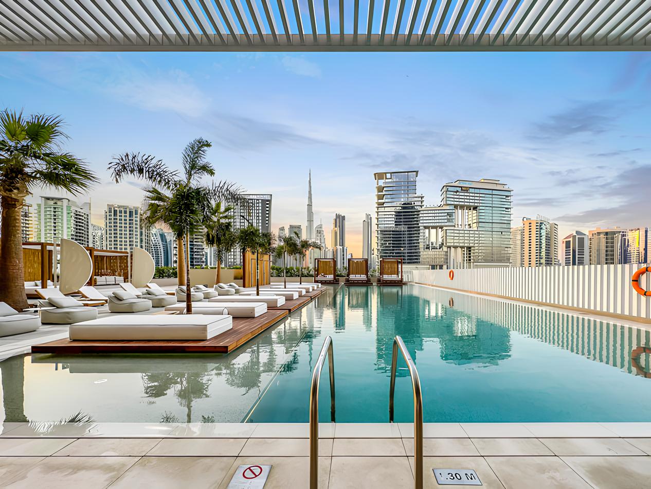 SRG HOLDING "Upside Living"; SRG Holding Limited; Business Bay;