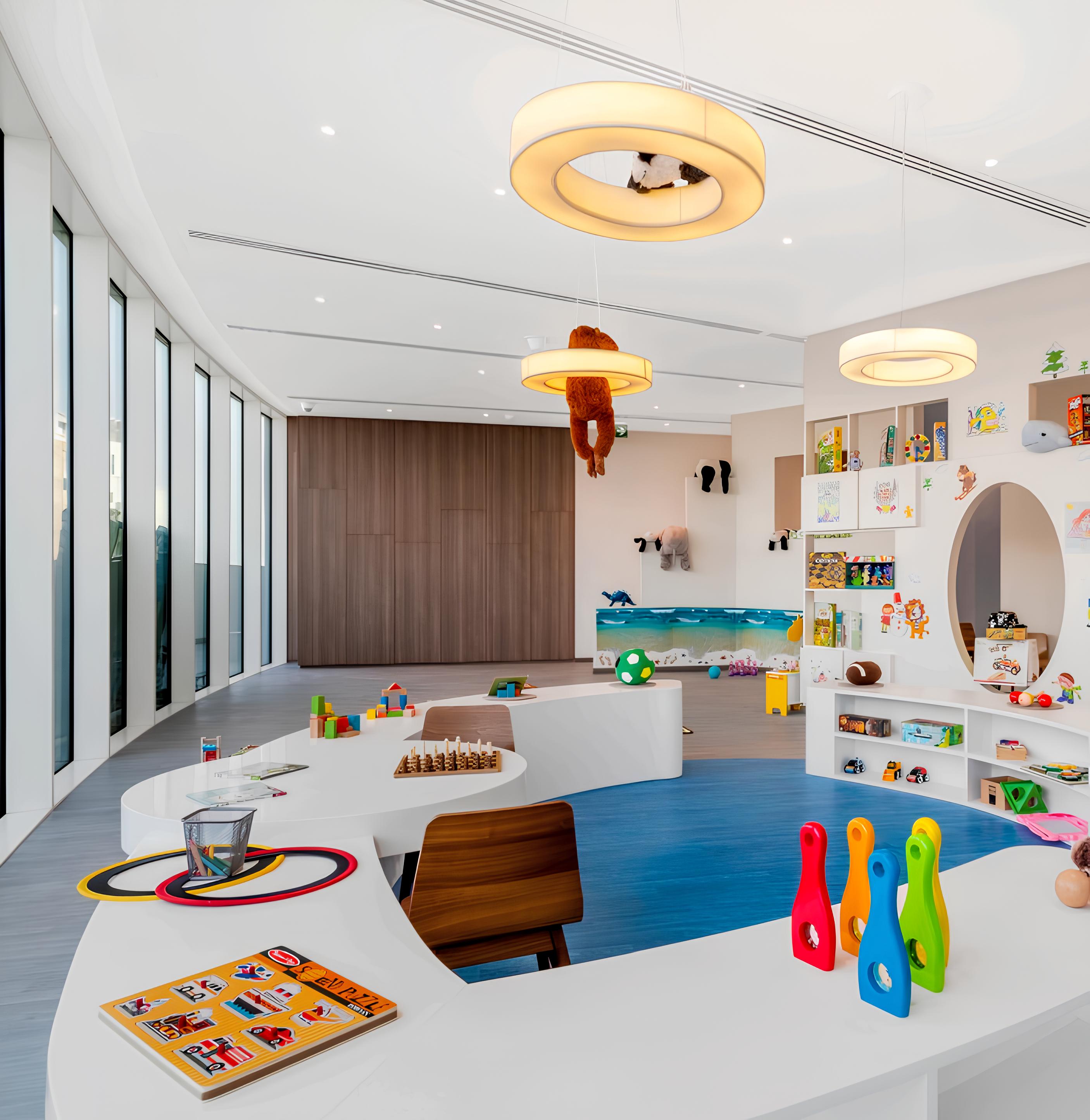 FMI "Five Jumeriah Village"; FIVE Holdings (SKAI Holdings); JVC (Jumeirah Village Circle);