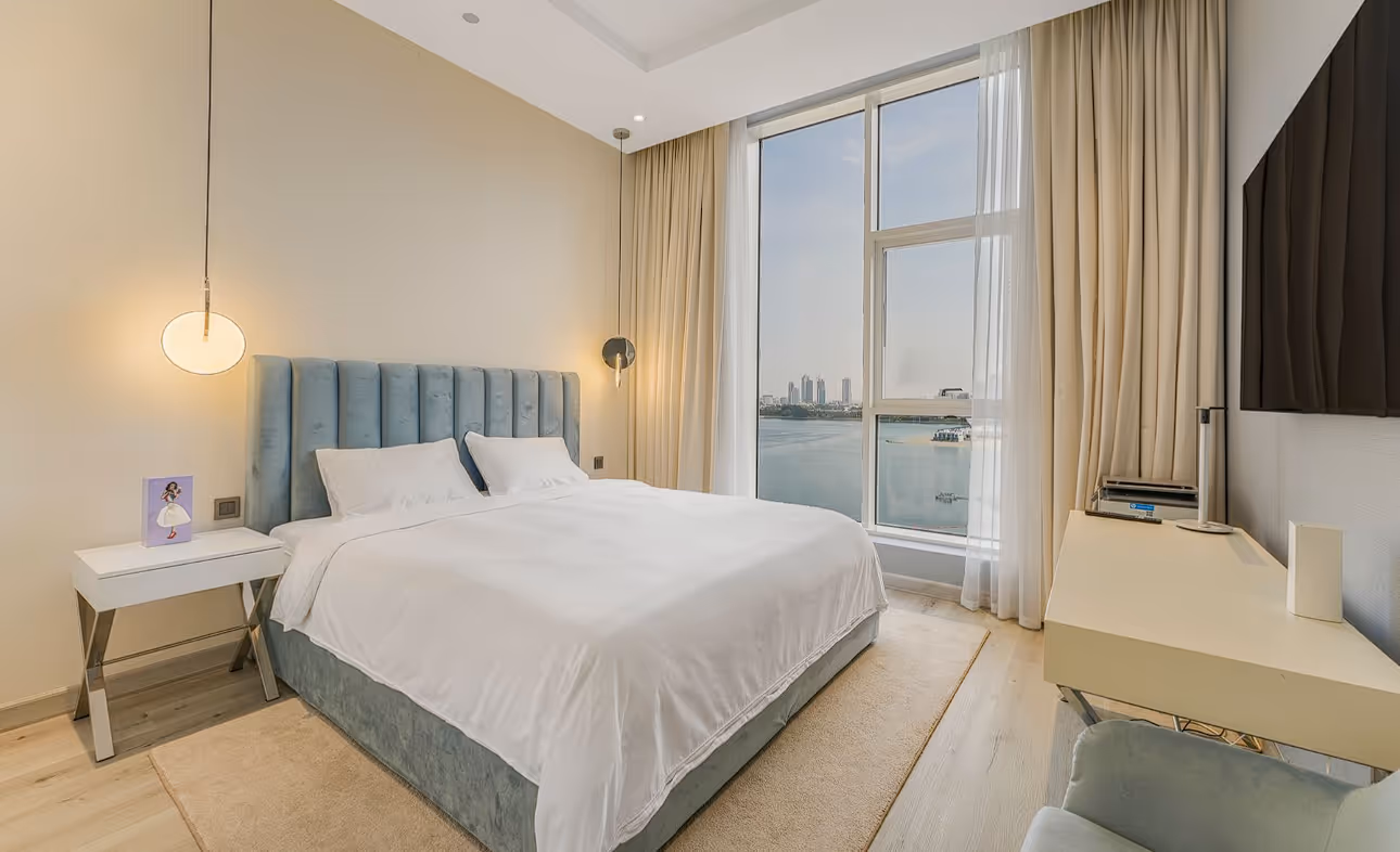 NAKHEEL PROPERTIES "Tiara Residences"; Nakheel Properties; Palm Jumeirah;