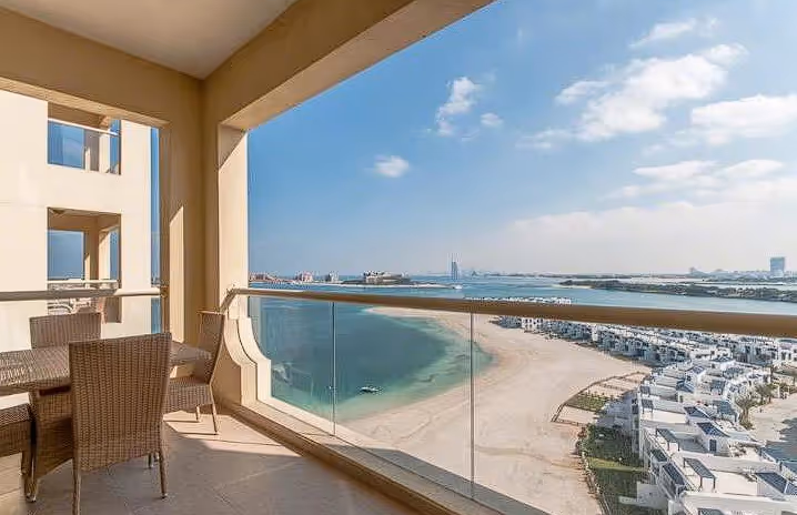 NAKHEEL PROPERTIES "Shoreline Apartments"; Nakheel Properties; Palm Jumeirah;