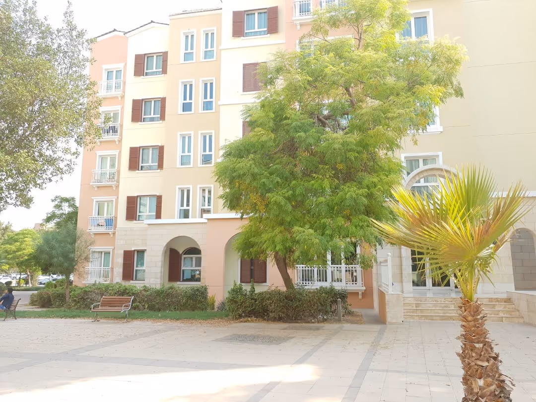 NAKHEEL PROPERTIES "Discovery Gardens Building 101"; Nakheel Properties; Discovery Gardens;