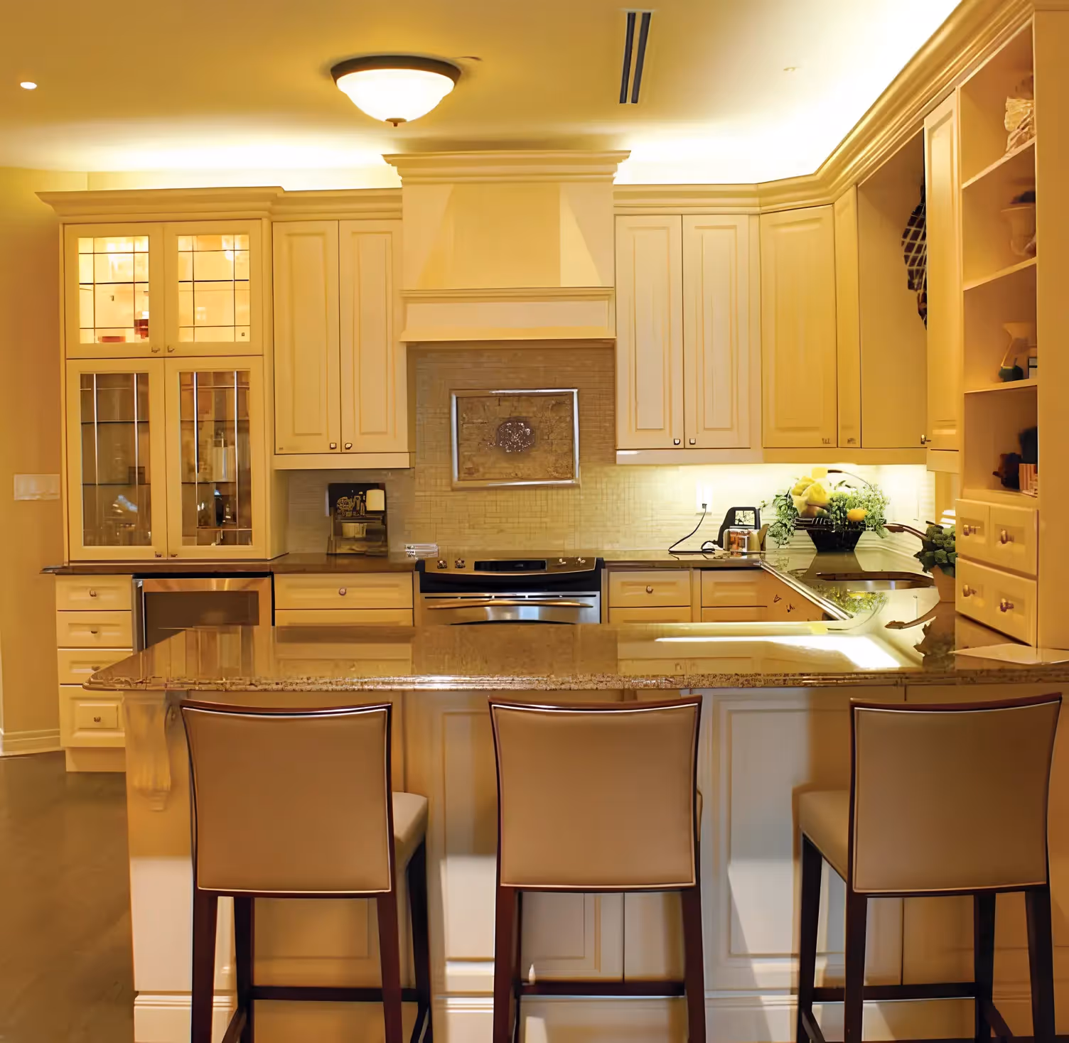 DEYAAR DEVELOPMENT "Mayfair Tower"; Deyaar Development; Business Bay;