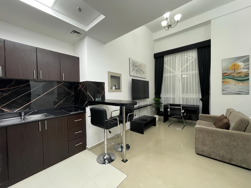 ACW HOLDINGS "Hanover Square"; ACW Holdings; JVC (Jumeirah Village Circle);