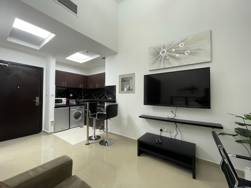 ACW HOLDINGS "Hanover Square"; ACW Holdings; JVC (Jumeirah Village Circle);