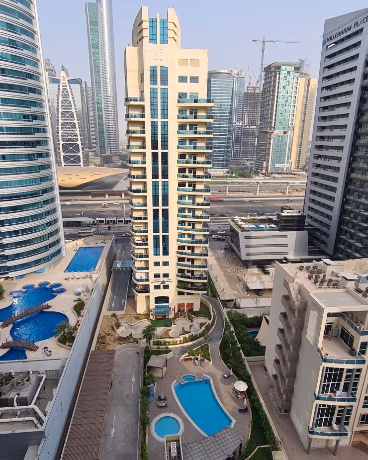 SELECT GROUP "Yacht Bay"; Select Group; Dubai Marina;