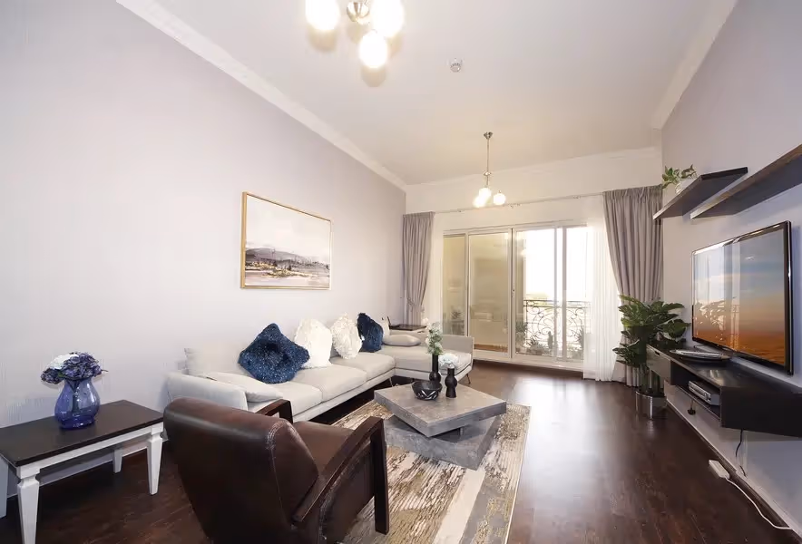 UNITED ENGINEERING CONSTRUCTION "Venetian"; United Engineering Construction; Dubai Sports City;