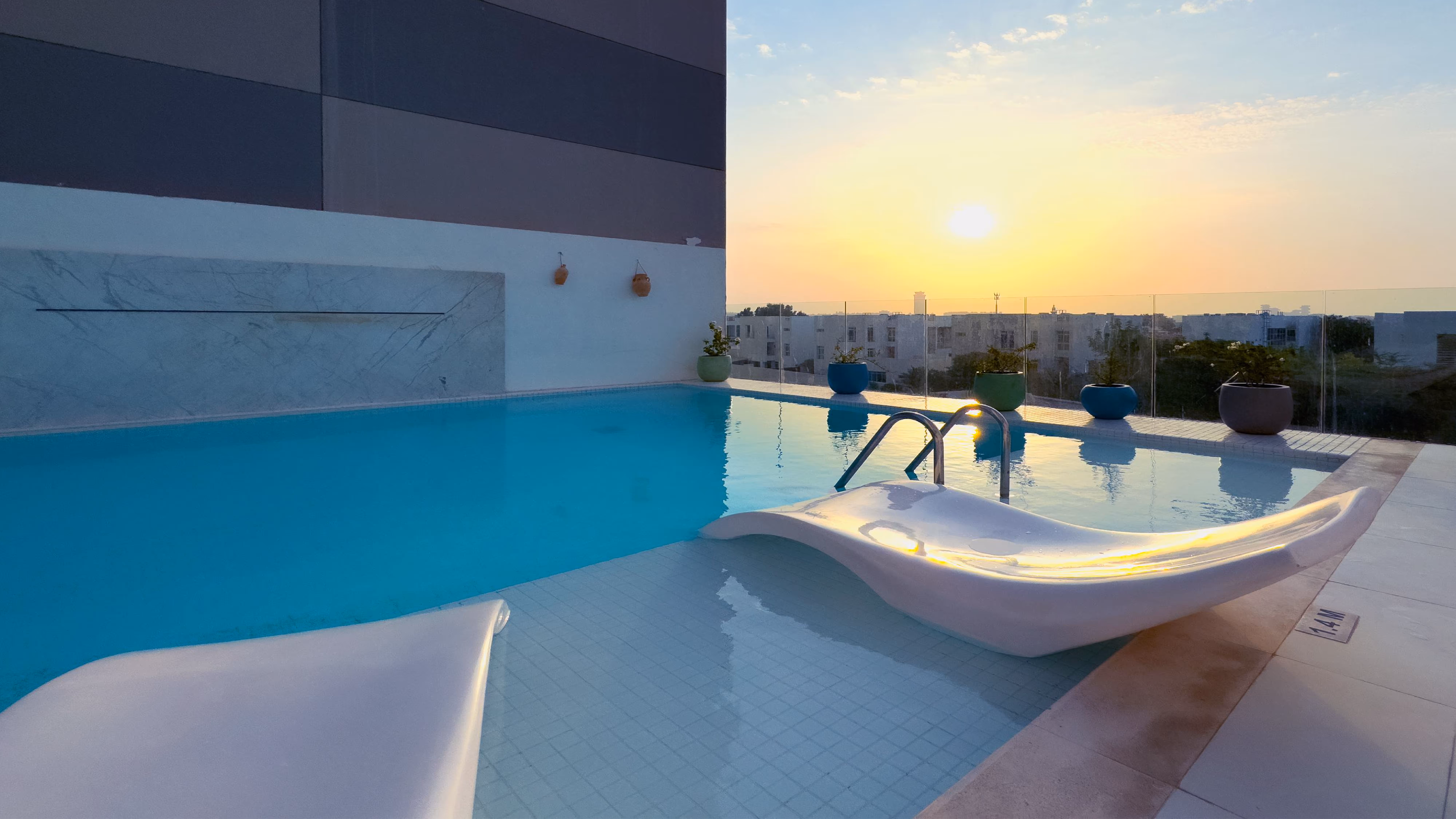 fäm PROPERTIES "Vita Residencia"; Al Reem Real Estate Development; Al Sufouh;