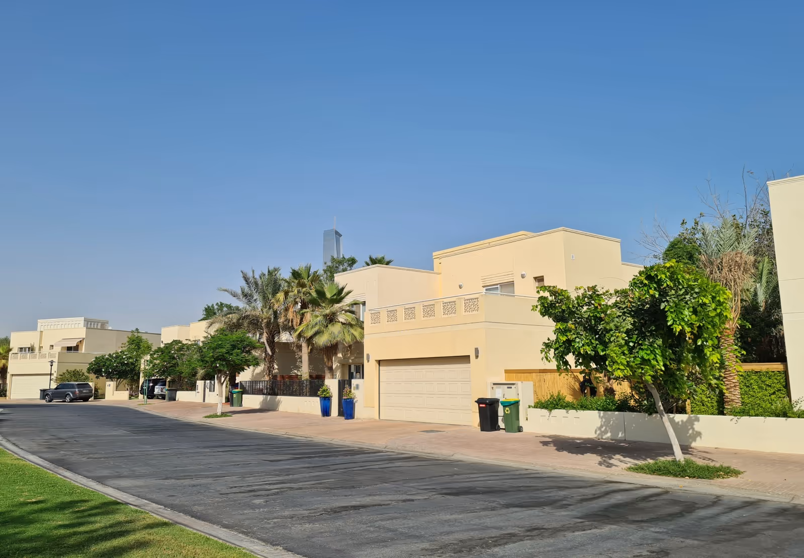 EMAAR "The Meadows 7"; Emaar Properties; Emirates Hills;