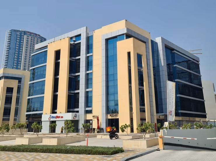 DIAMOND "Diamond Business Centre 1"; Diamond Developers; Arjan;