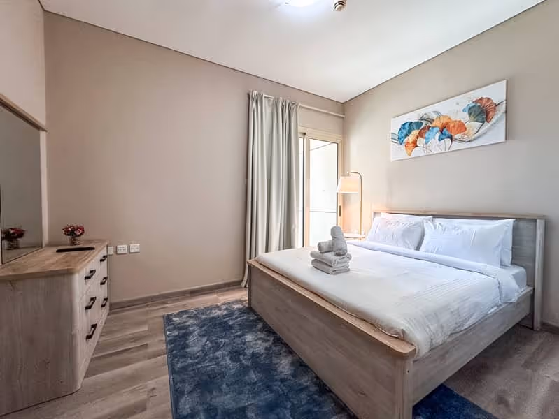 SELECT GROUP "The Royal Oceanic"; Select Group; Jumeirah Beach Residence (JBR);