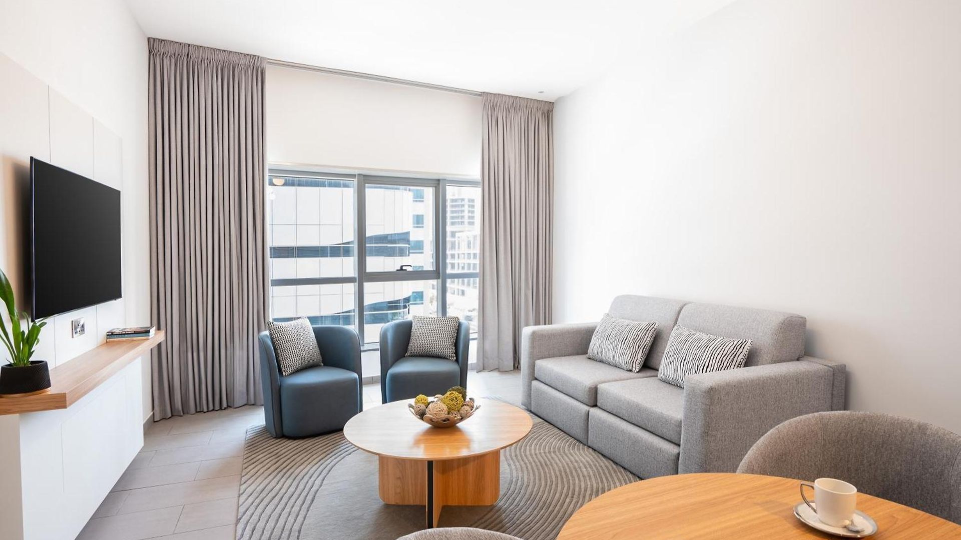 ASCOTT LIMITED "Citadines Metro Central Dubai"; Ascott Limited; Al Barsha;