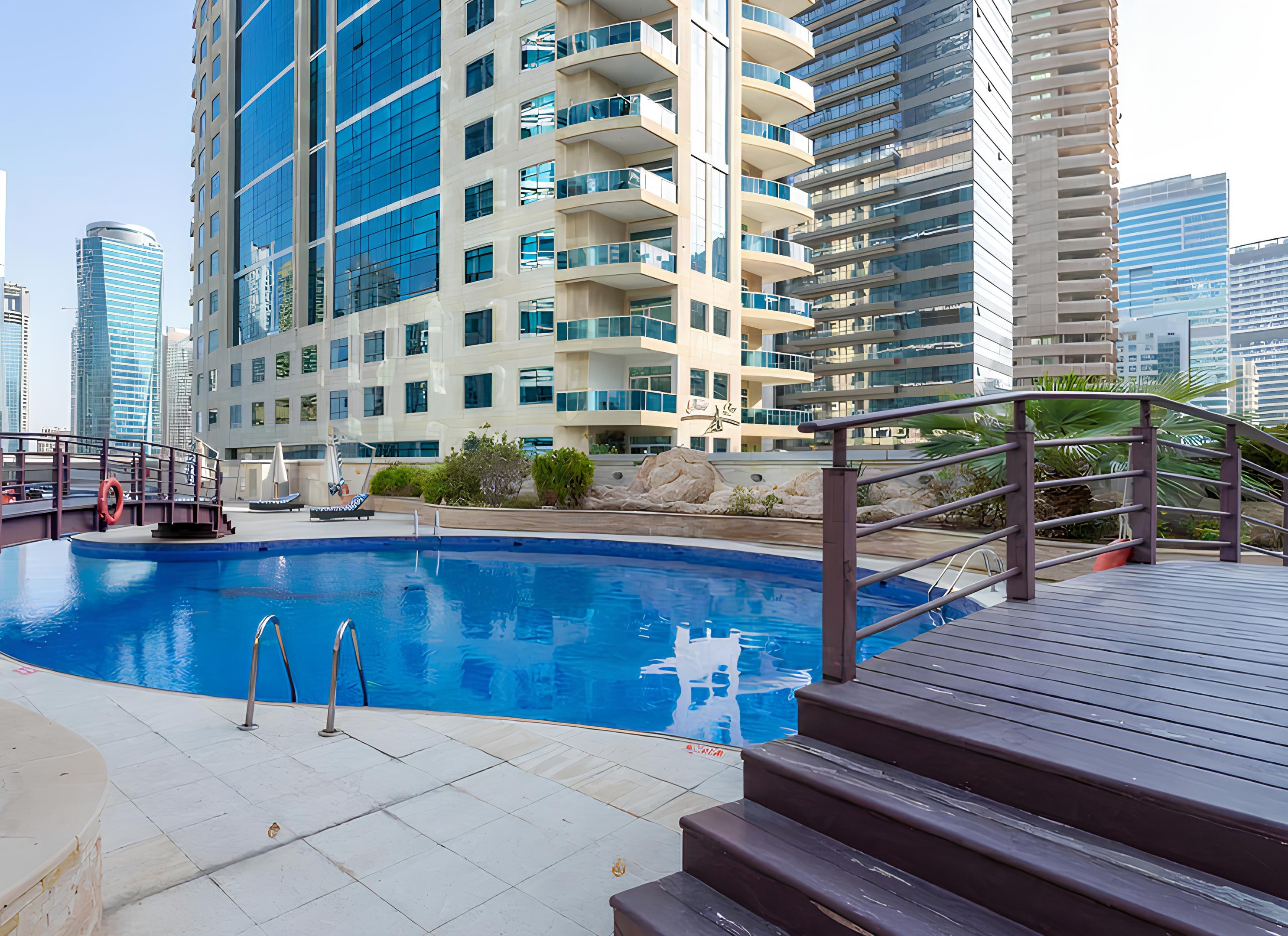 GULF GENERAL INVESTMENTS "Horizon Tower"; Gulf General Investments Company; Dubai Marina;