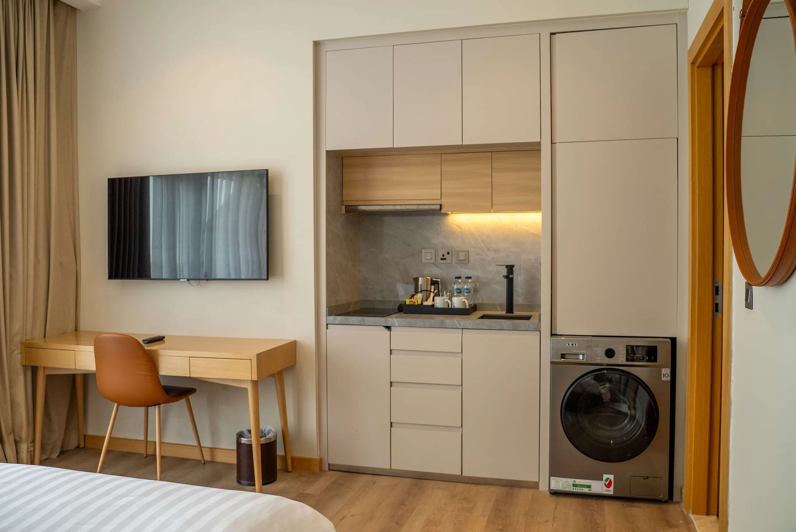 BLANCO THORNTON "Novotel Residences"; Blanco Thornton; JVT (Jumeirah Village Triangle);