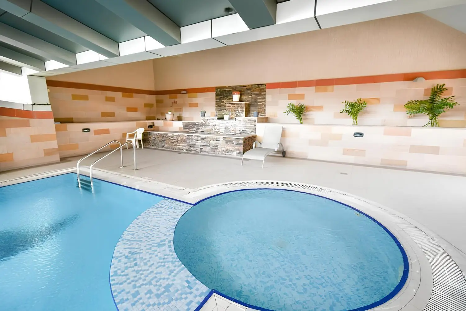 AL MADAR INVESTMENT "Al Madar Scala Tower"; Al Madar Investment; Business Bay;