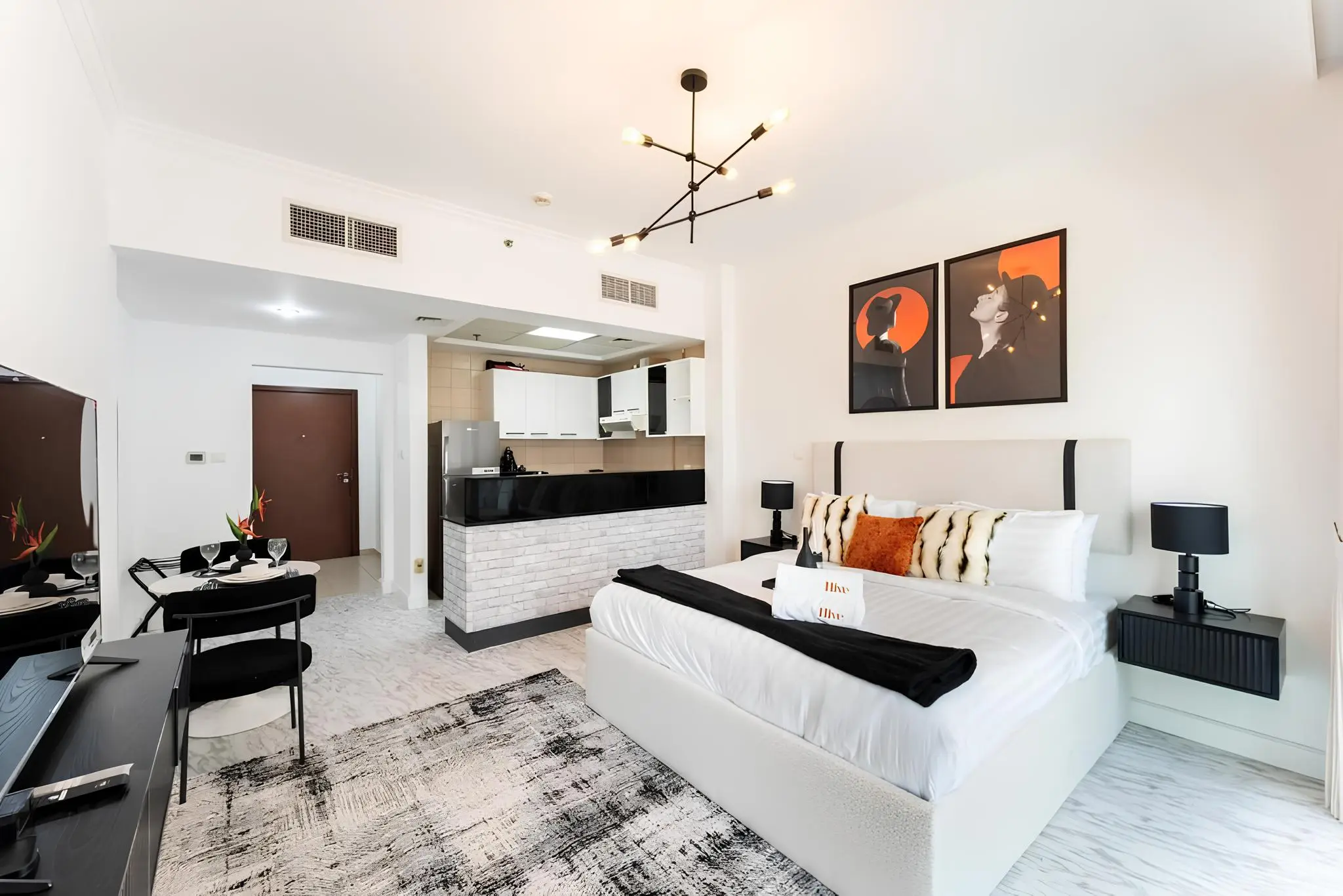 ALTHURAYA REAL ESTATE DAVELOPMENT "Burj Al Nujoom"; Althuraya Real Estate Development; Downtown Dubai;