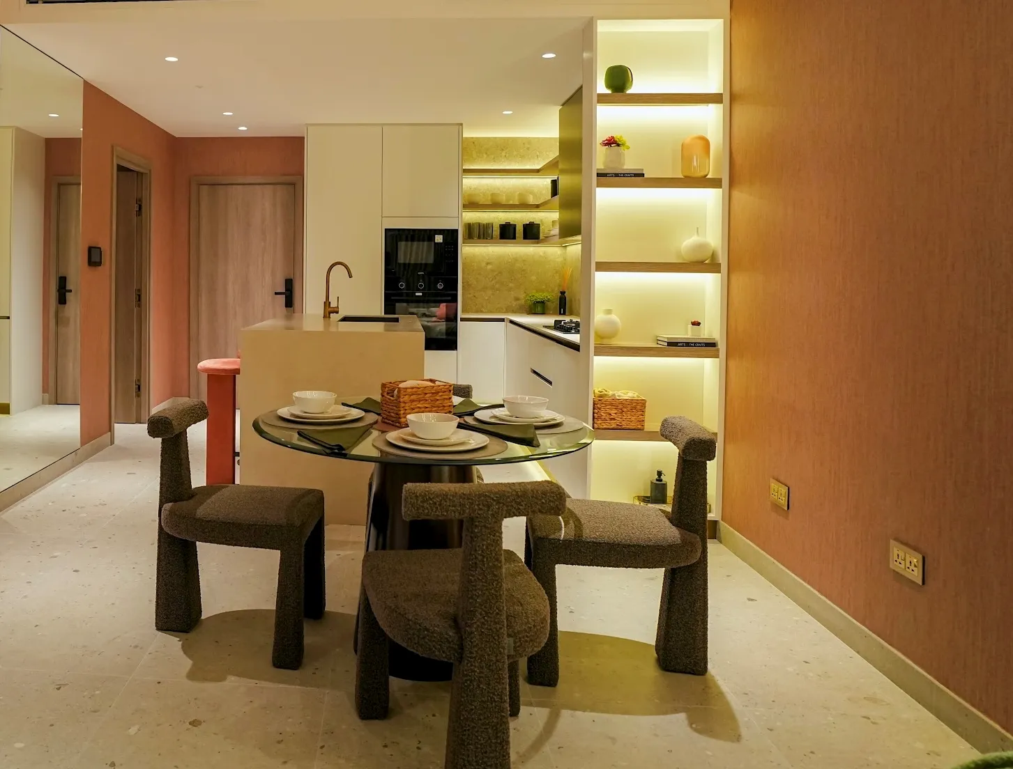 LUCKY AEON "Lucky Oasis Residence"