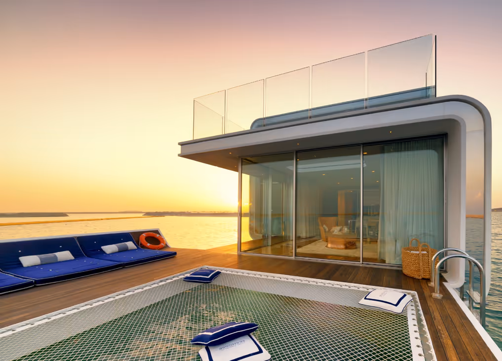 THE HEART OF EUROPE "The Floating Seahorse"