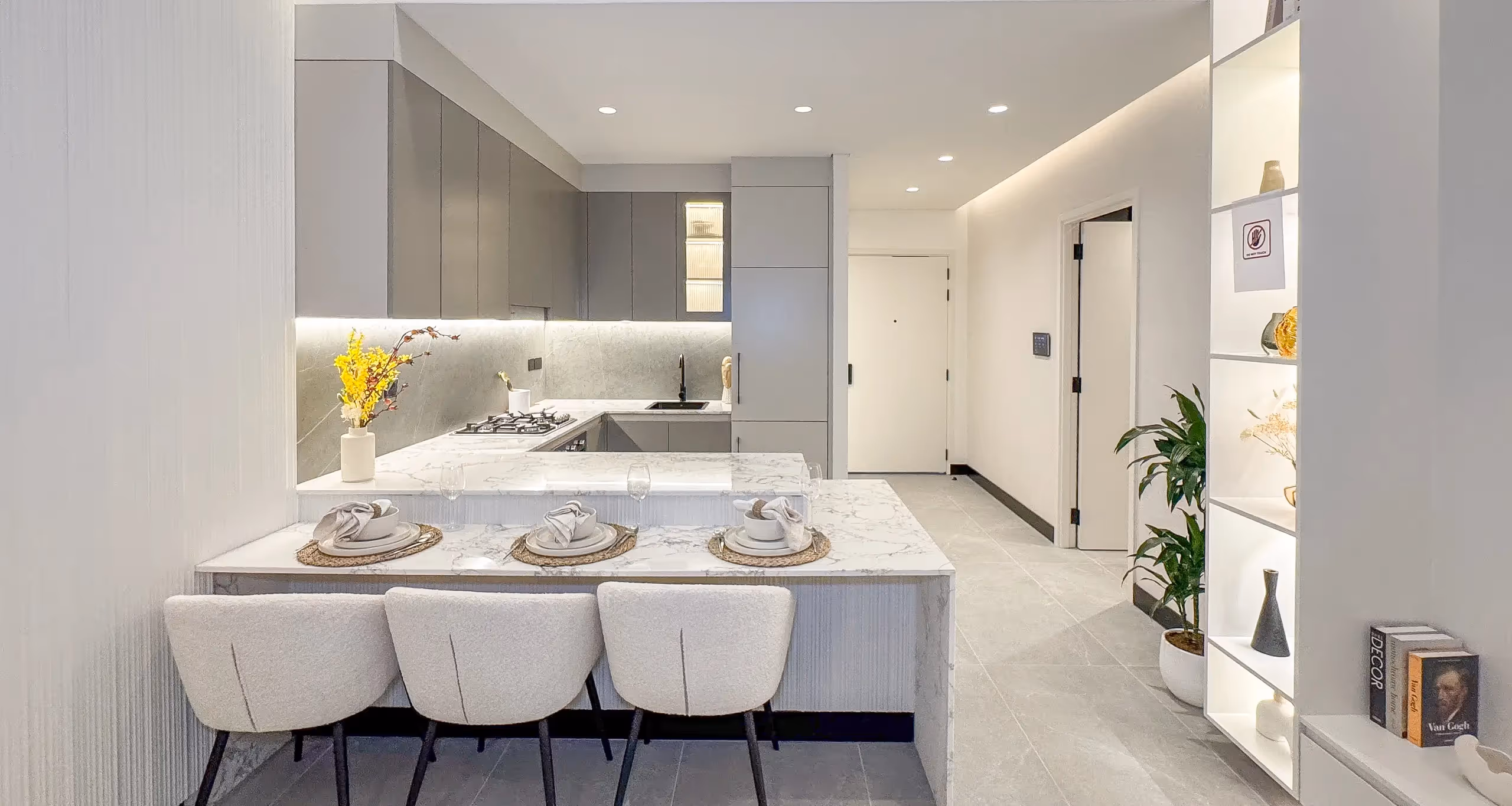 METEORA DEVELOPERS "Vivanti Residences by Meteora"