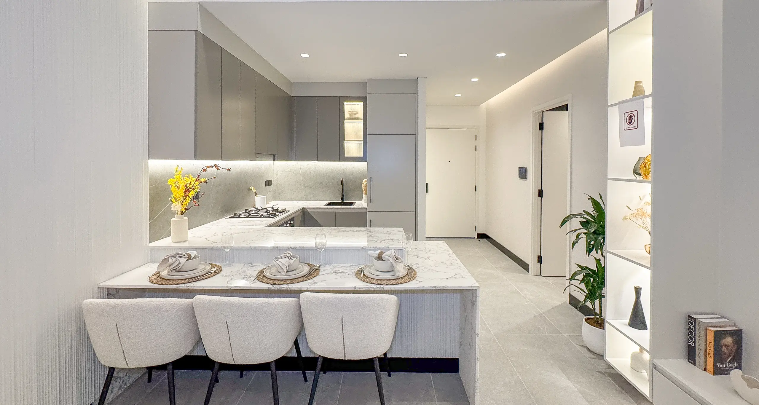 METEORA DEVELOPERS "Vivanti Residences by Meteora"