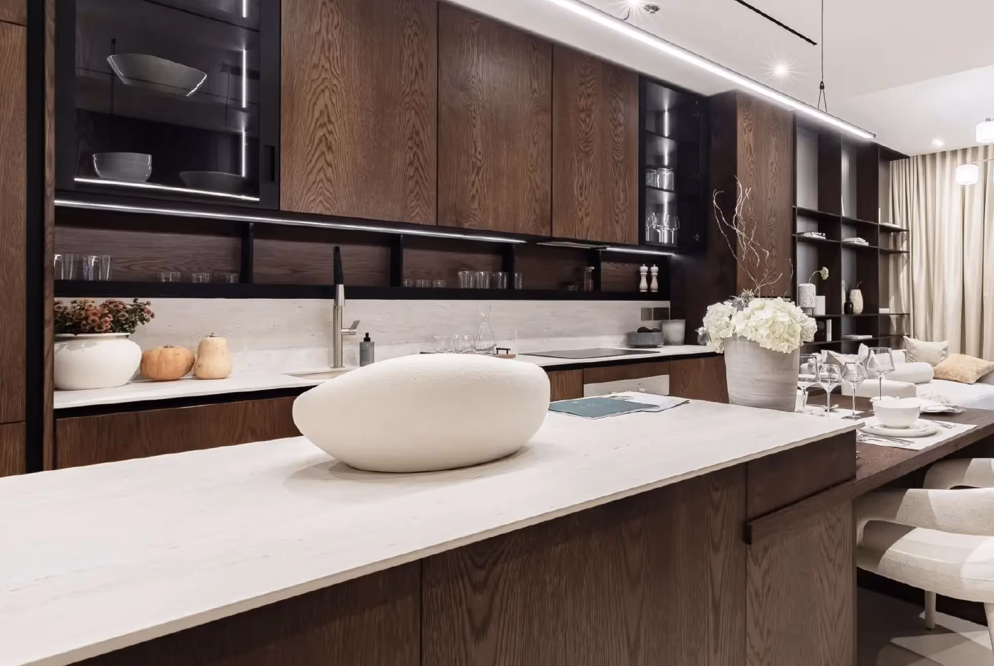 OBJECT 1 "EVERGR1N House 2"