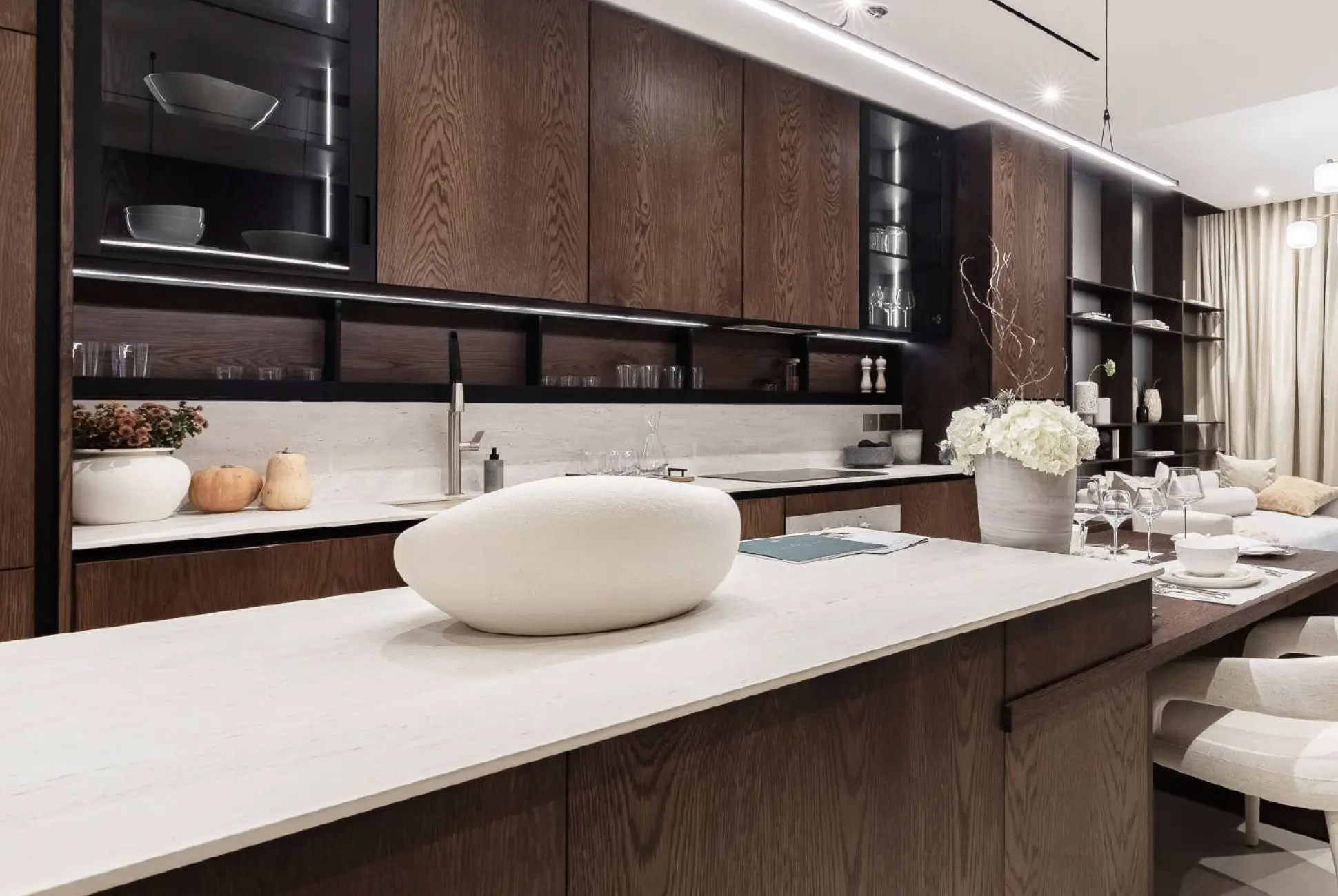 OBJECT 1 "EVERGR1N House 2"