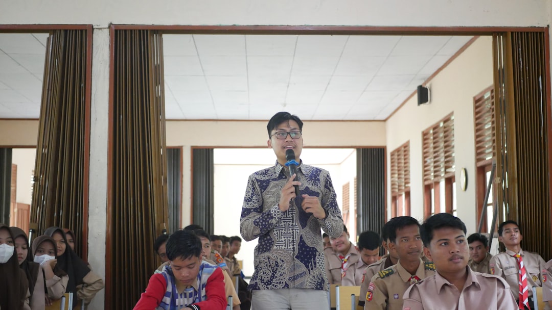 An SEO expert speaking at a conference about local search strategies - local seo services An SEO expert speaking at a conference about local search strategies - local seo services