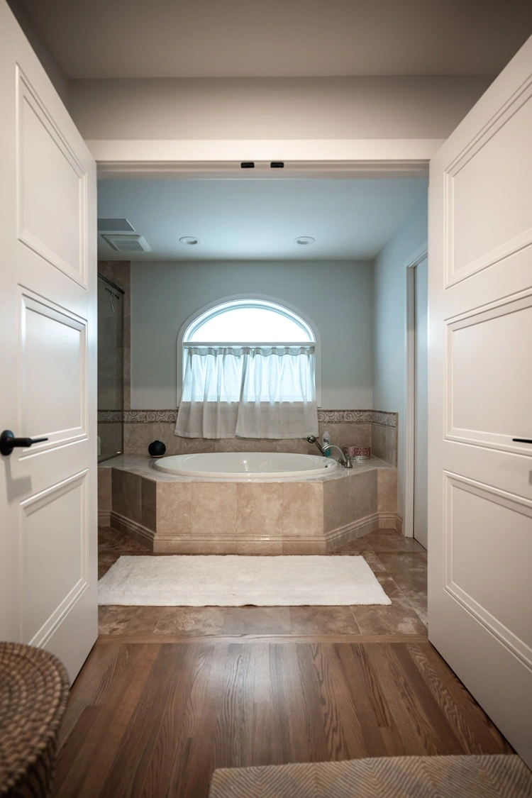 Bathroom Remodeler Contractors Bannockburn, IL