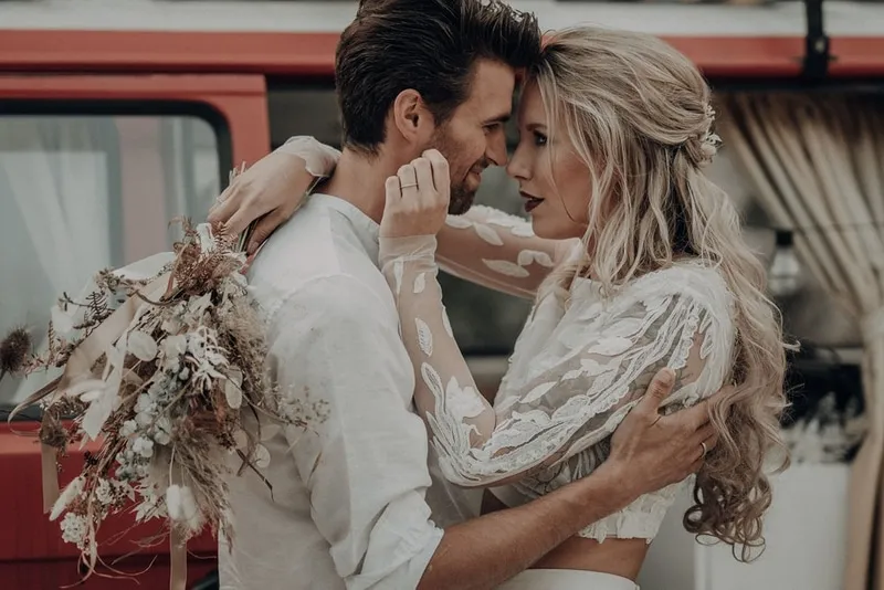 Elopement statt Hochzeit: Warum heimlich heiraten im Trend liegt
