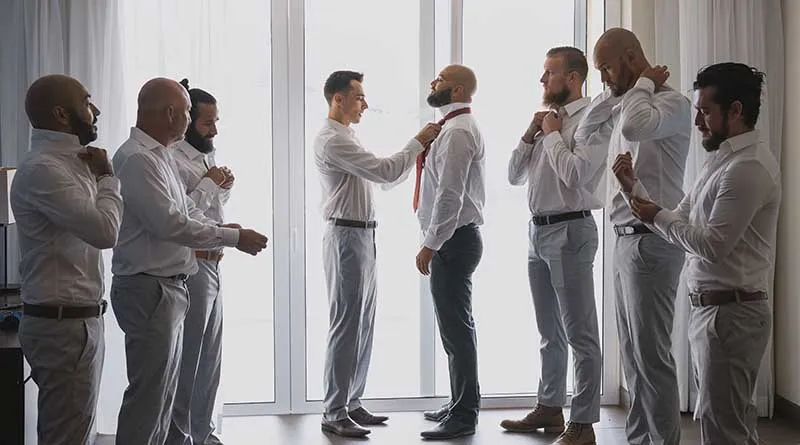 Dresscode zur Hochzeit: Formulierung & Regeln