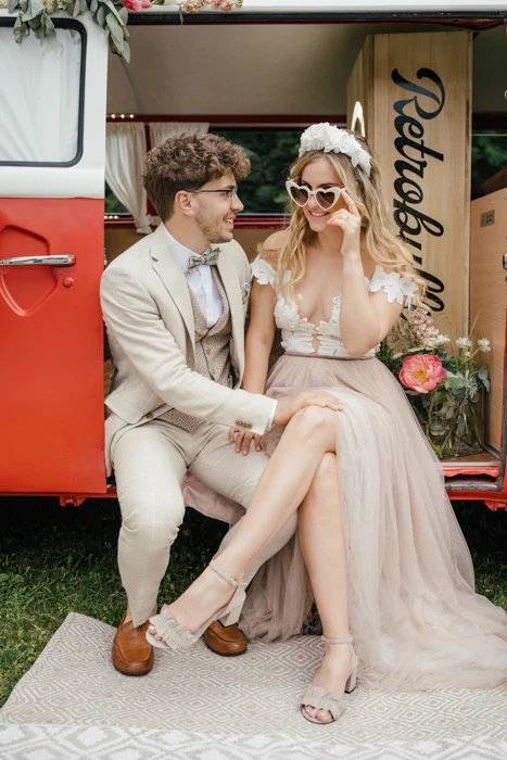 Fotobox für die Hochzeit – mieten oder selber bauen?