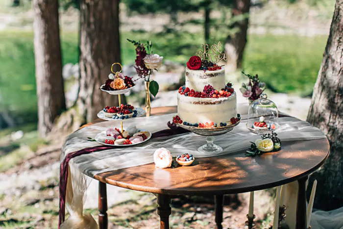7 Cake Topper Ideen für die Hochzeit