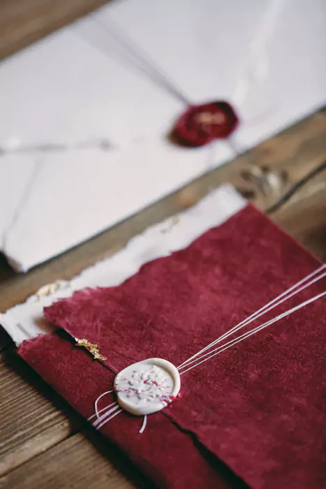 40 Jahre verheiratet: Geschenke, Sprüche & Co zur Rubinhochzeit
