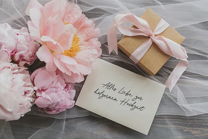 Hölzerne Hochzeit: Glückwünsche, Sprüche & Co zum 5. Hochzeitstag