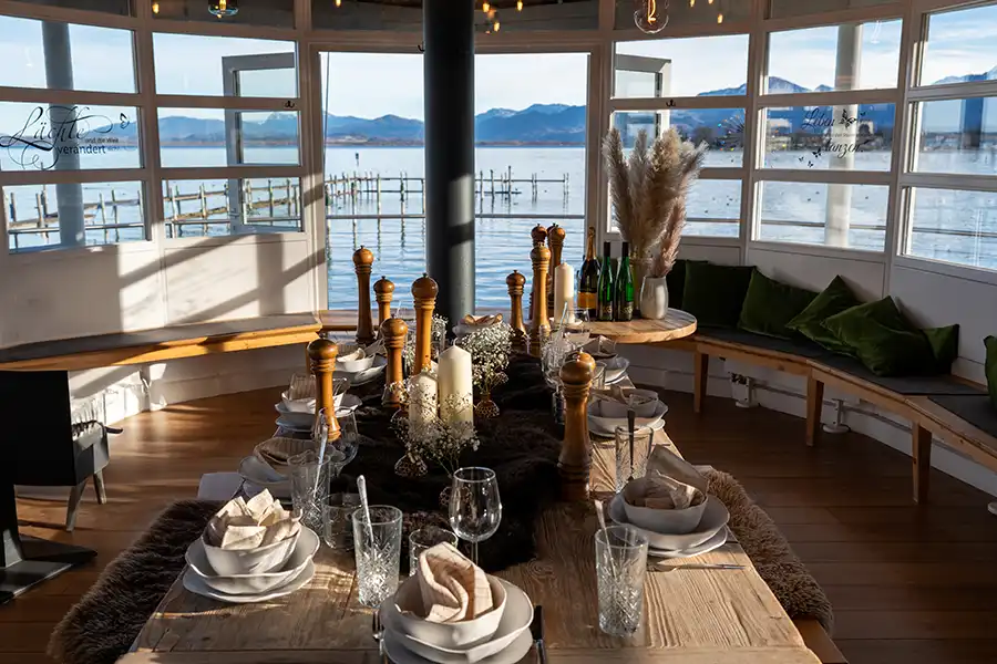 Hochzeitslocation „Chiemsee Event-Strand“