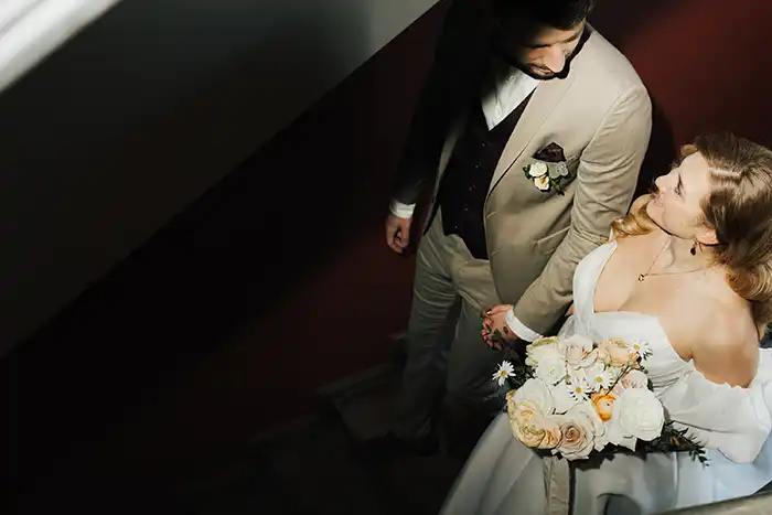 Rust & Roses – elegante Hochzeit voller Kontraste