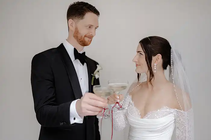 Refined Romance: Elegante Schlosshochzeit in Oberbayern