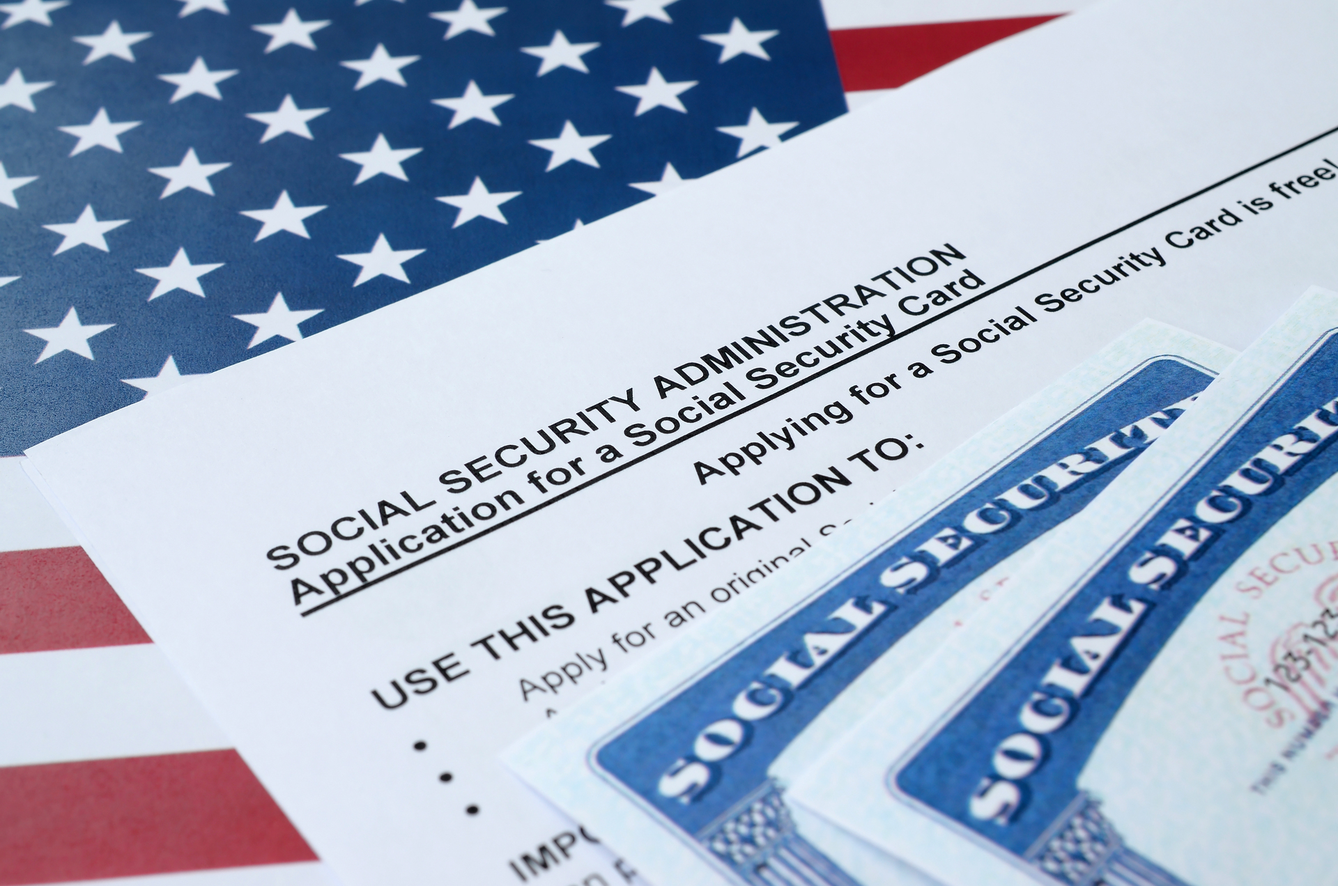 Do U.S. Expats Pay Social Security Abroad? | 2025 Guide