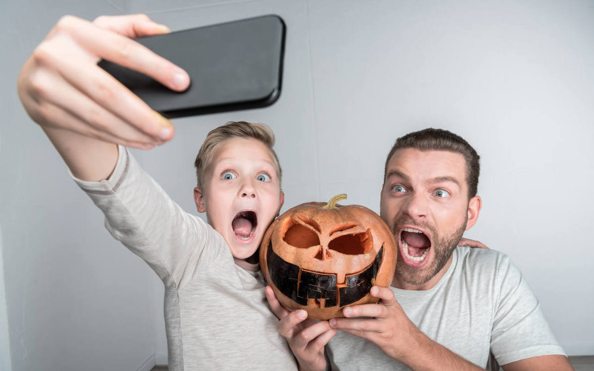 Make Memories, Not Nightmares: Dads & Halloween