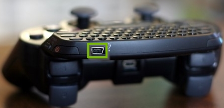 USB port on rear of keypad.