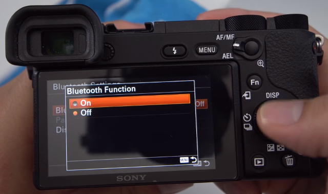 Camera screen with highlighted option