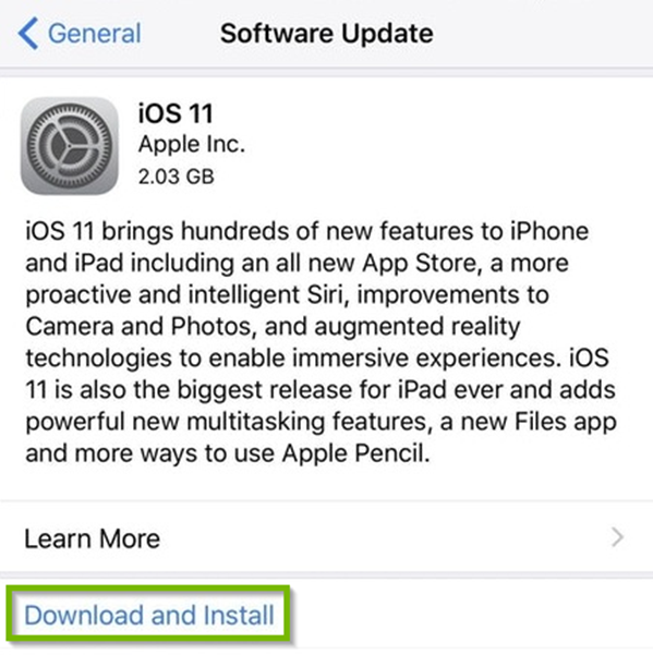 iOS Software update menu displaying an available update, highlighting download and install.