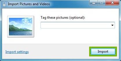 Import pictures and videos with Import highlighted