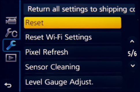 Camera screen showing setup menu