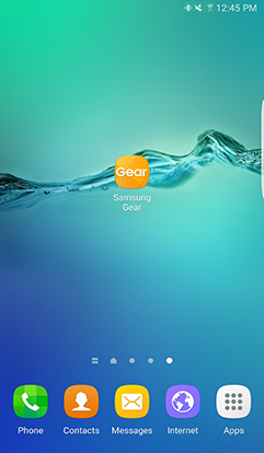 Phone screen with Samsung Gear app icon