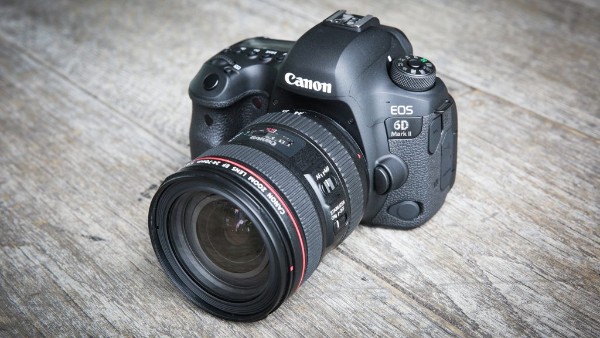 Canon ES 6D