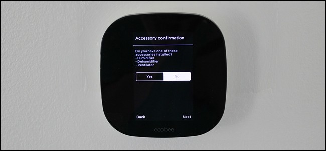 Connected accessories query screen in thermostat setup.