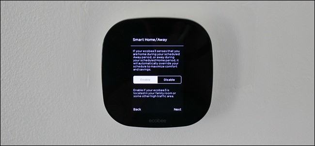 Smart home/away feature toggle screen in thermostat setup.